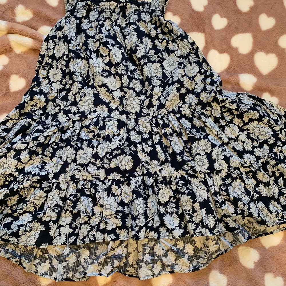 Excellent condition Lauren Conrad midi skirt !!!